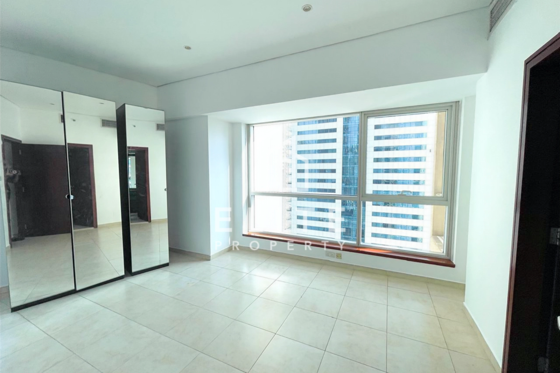 FAIRMONT RESIDENCES