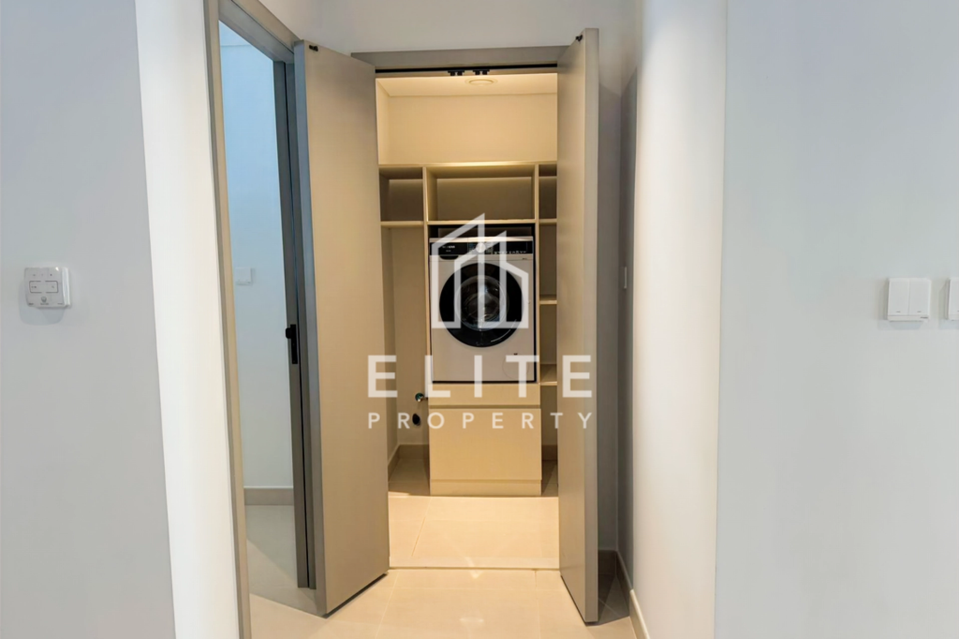 FAIRMONT RESIDENCES