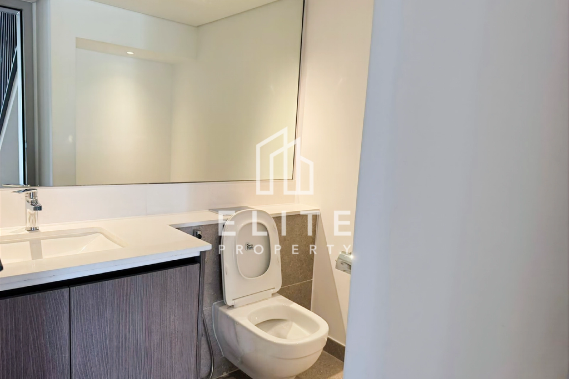 FAIRMONT RESIDENCES