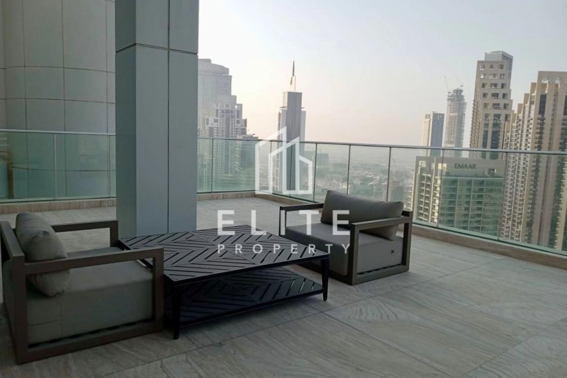 FAIRMONT RESIDENCES