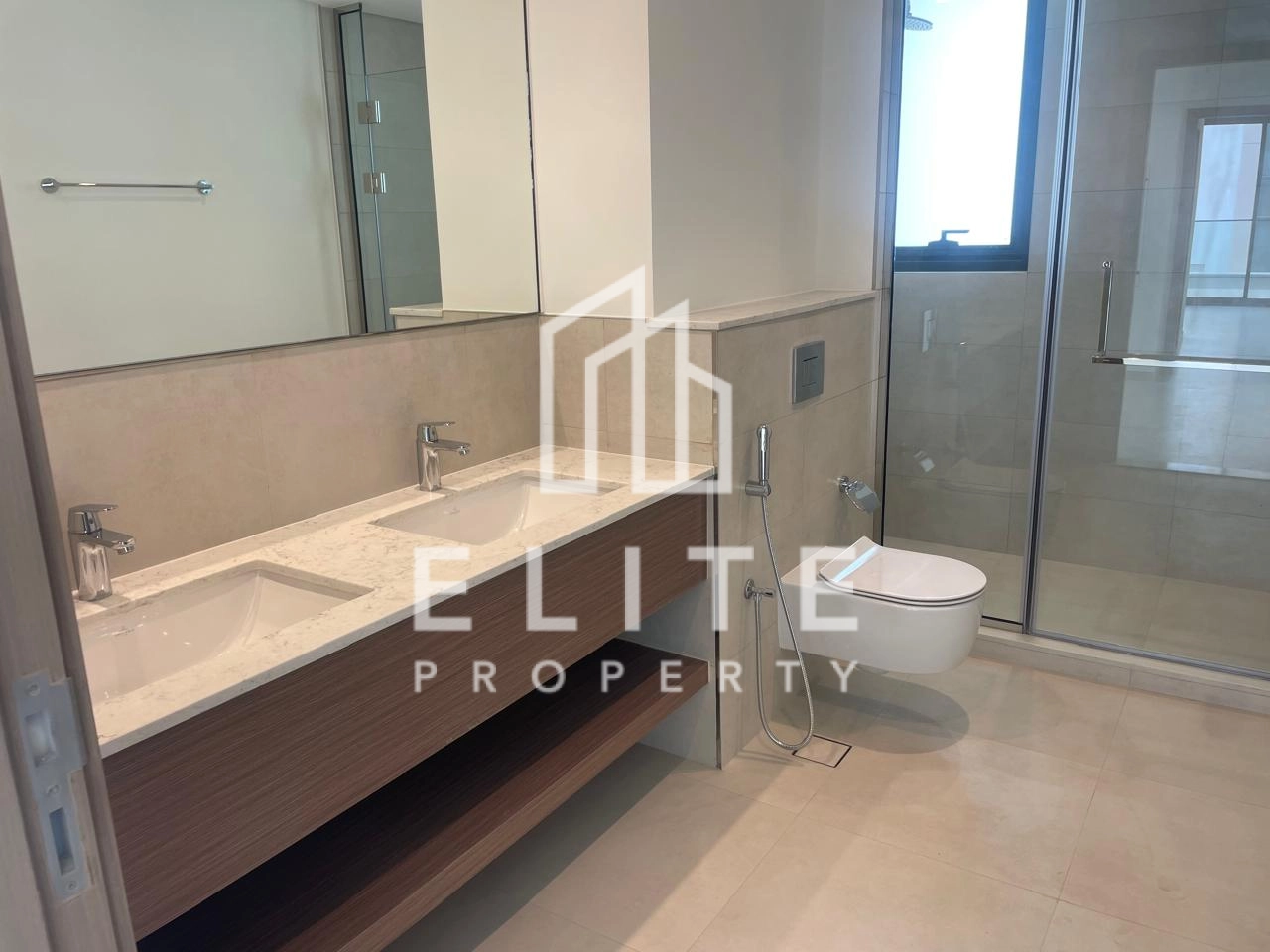FAIRMONT RESIDENCES