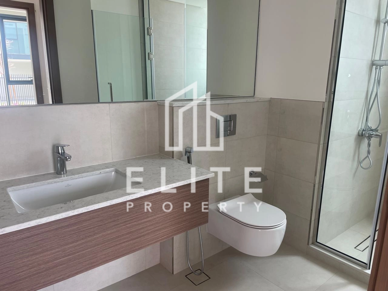 FAIRMONT RESIDENCES