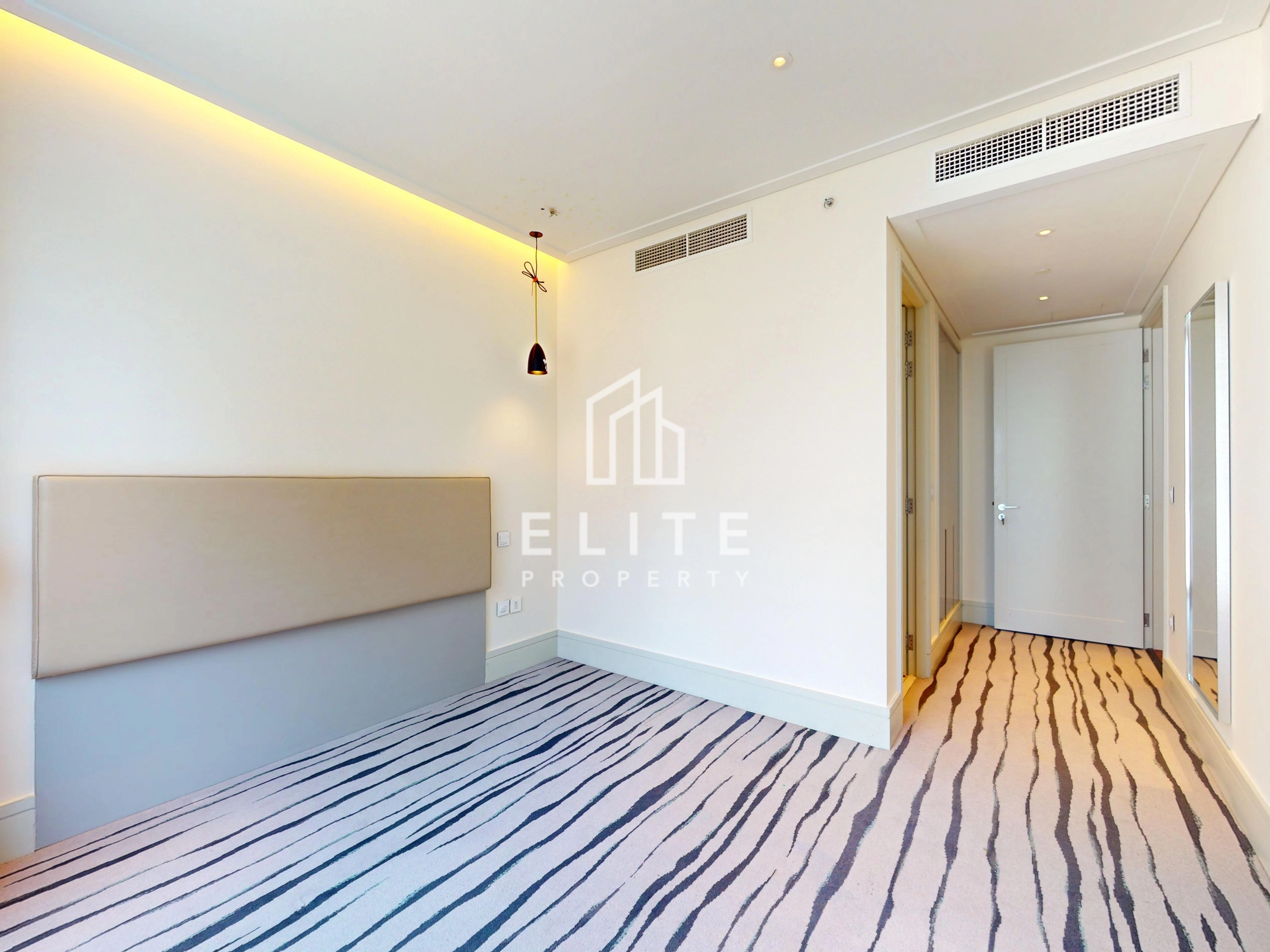 FAIRMONT RESIDENCES