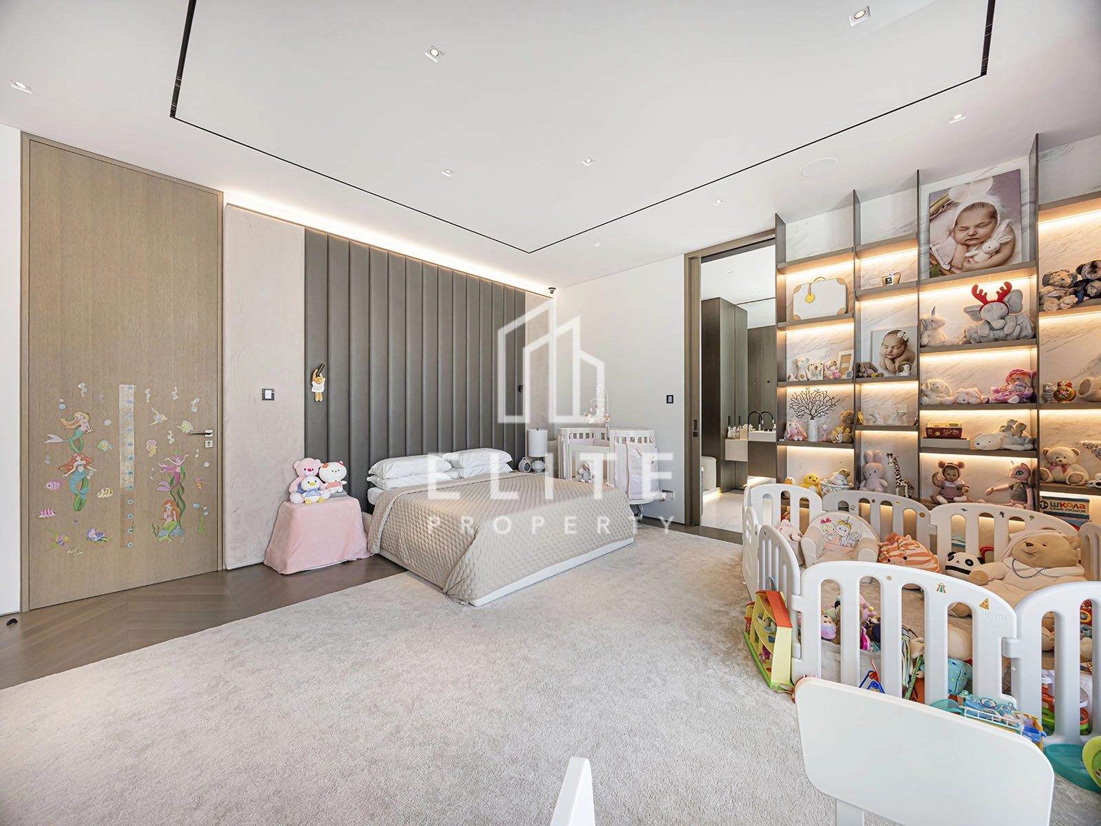 FAIRMONT RESIDENCES