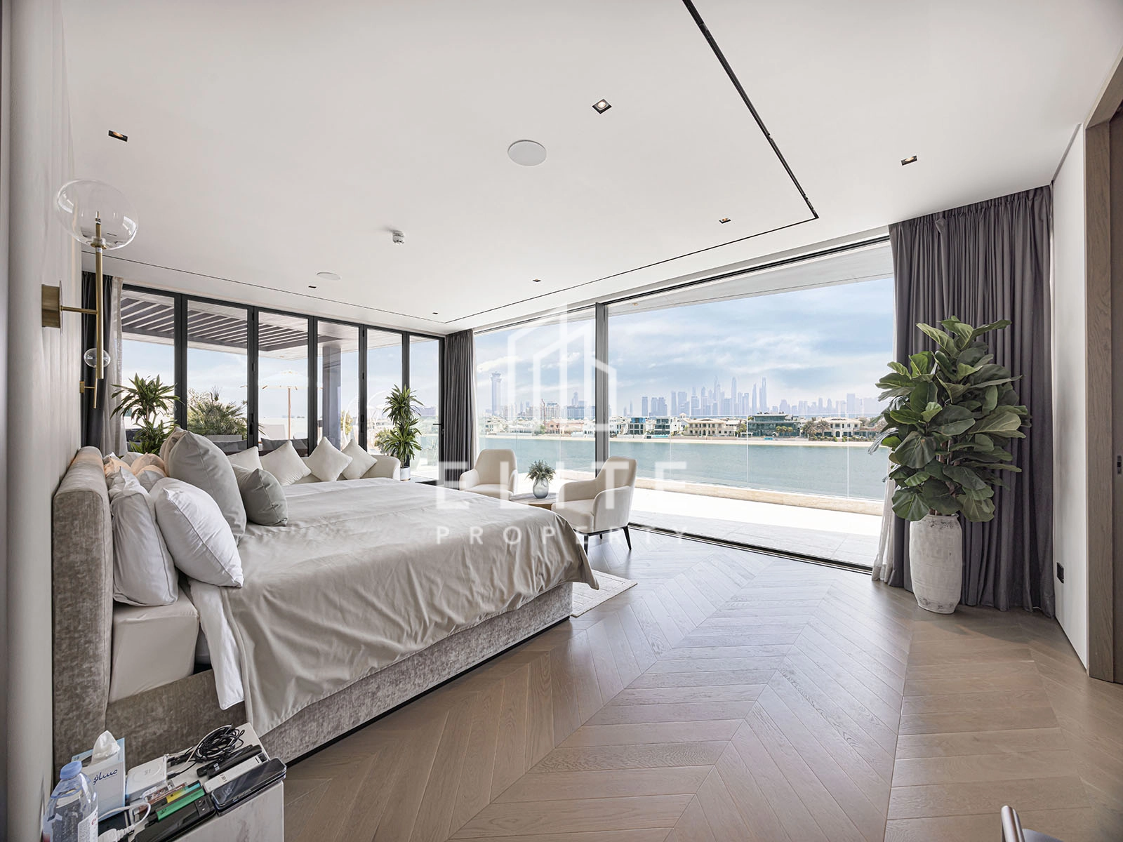 FAIRMONT RESIDENCES