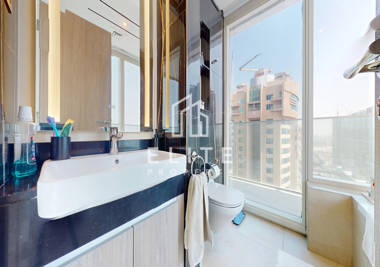 FAIRMONT RESIDENCES