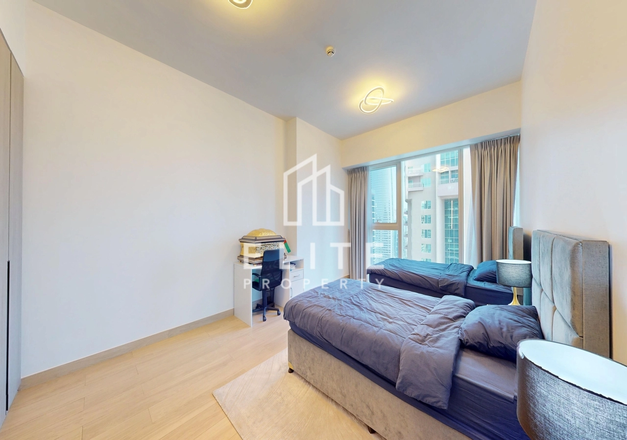 FAIRMONT RESIDENCES