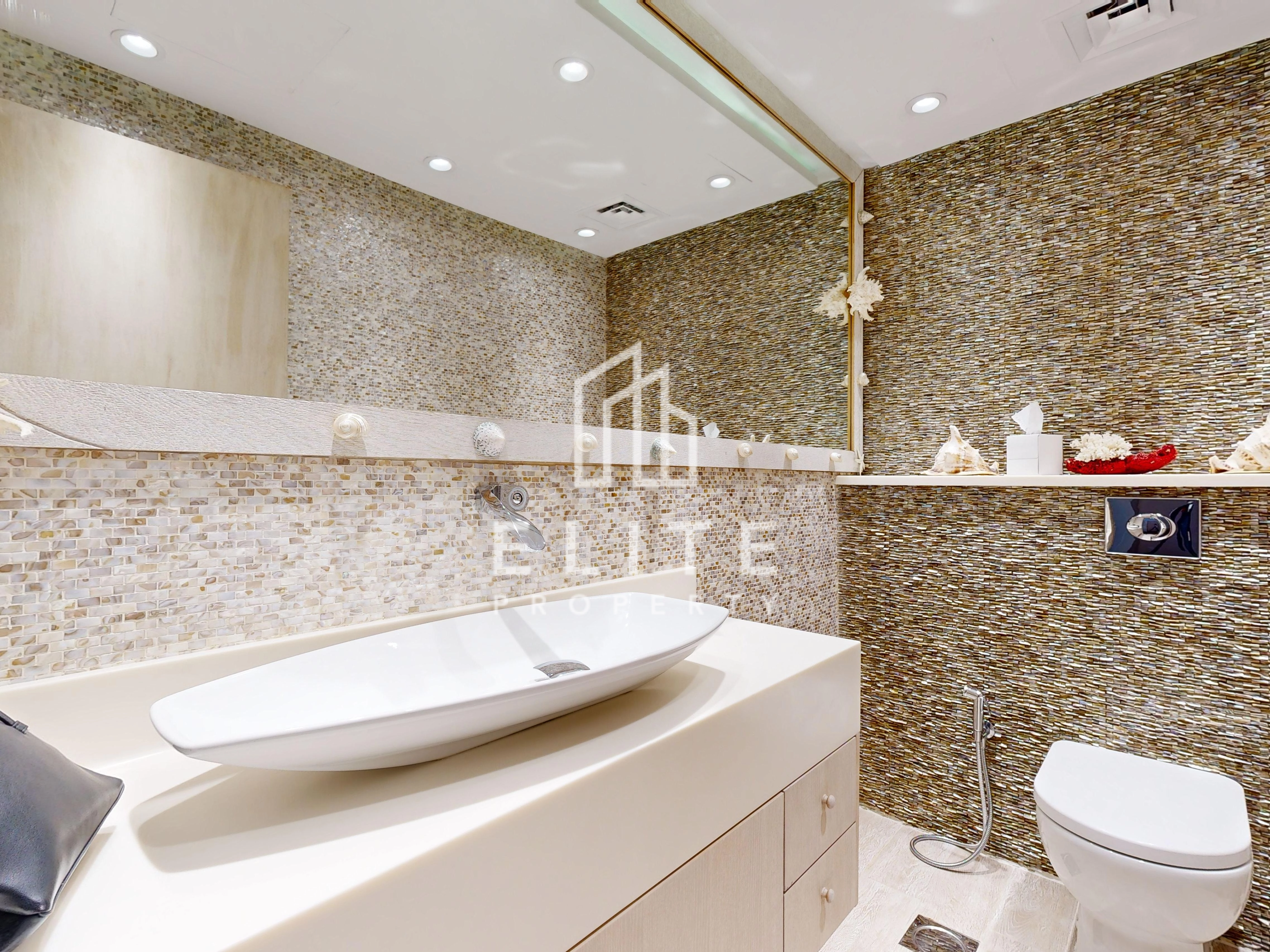 FAIRMONT RESIDENCES