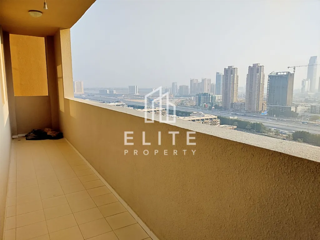 FAIRMONT RESIDENCES