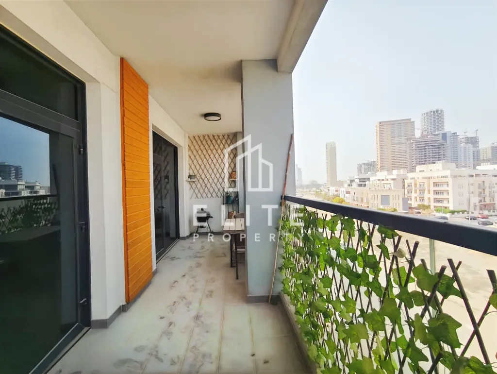 FAIRMONT RESIDENCES