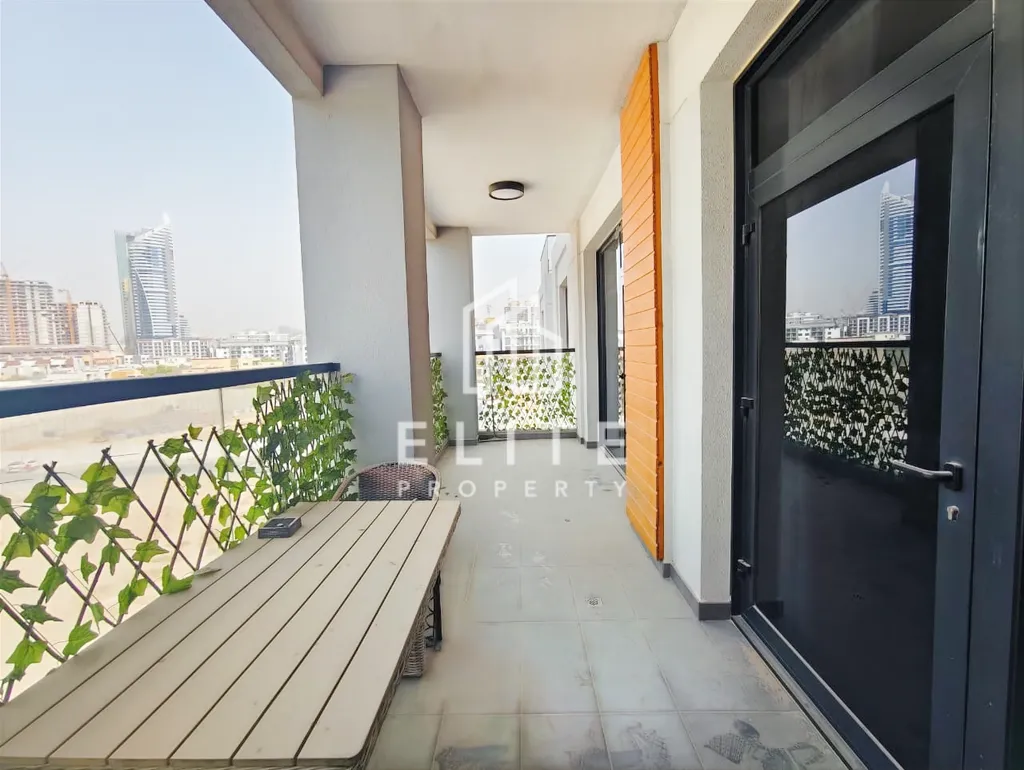 FAIRMONT RESIDENCES
