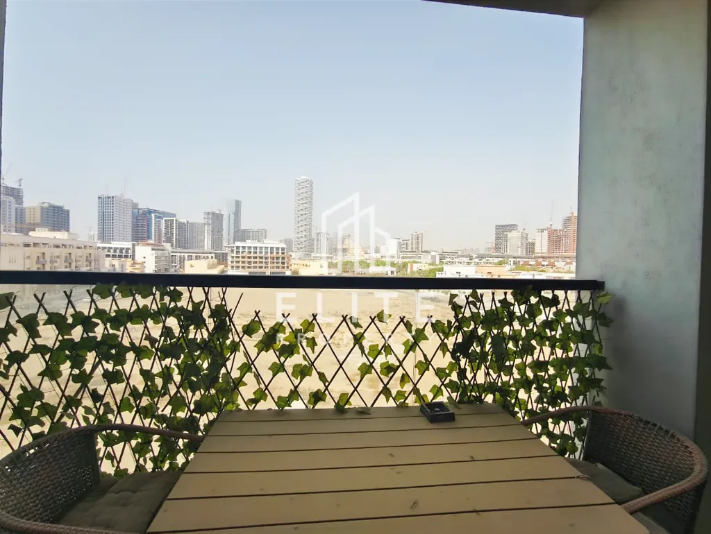 FAIRMONT RESIDENCES