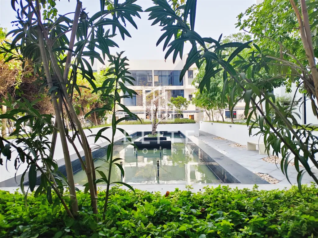 FAIRMONT RESIDENCES