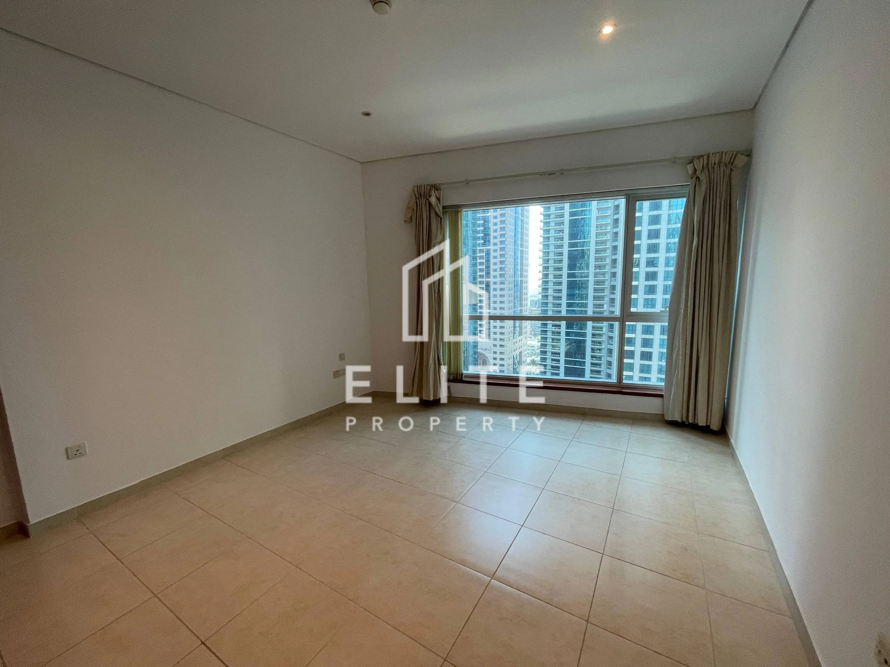 FAIRMONT RESIDENCES