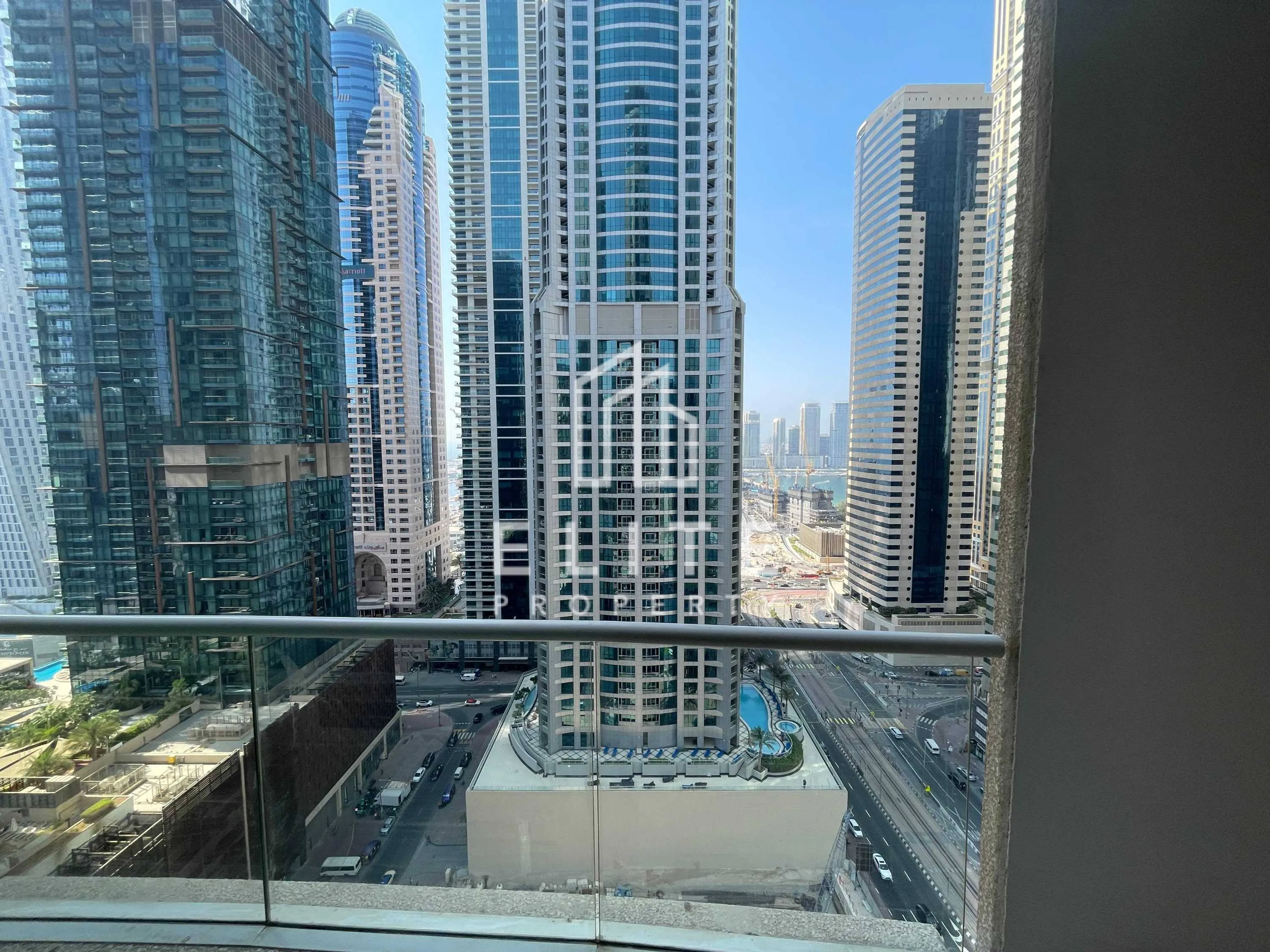 FAIRMONT RESIDENCES