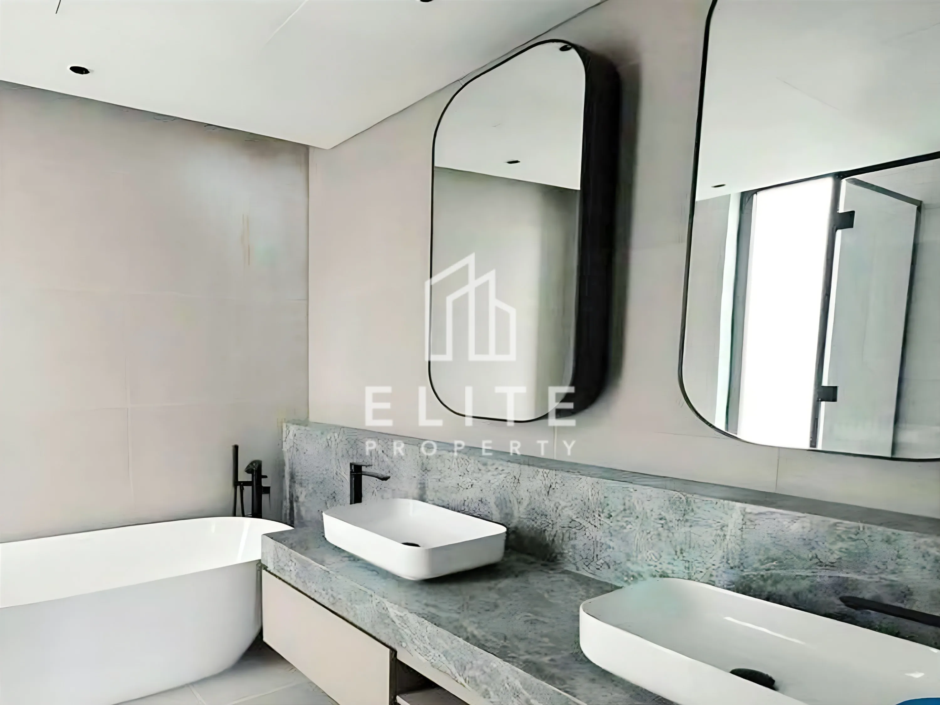 FAIRMONT RESIDENCES