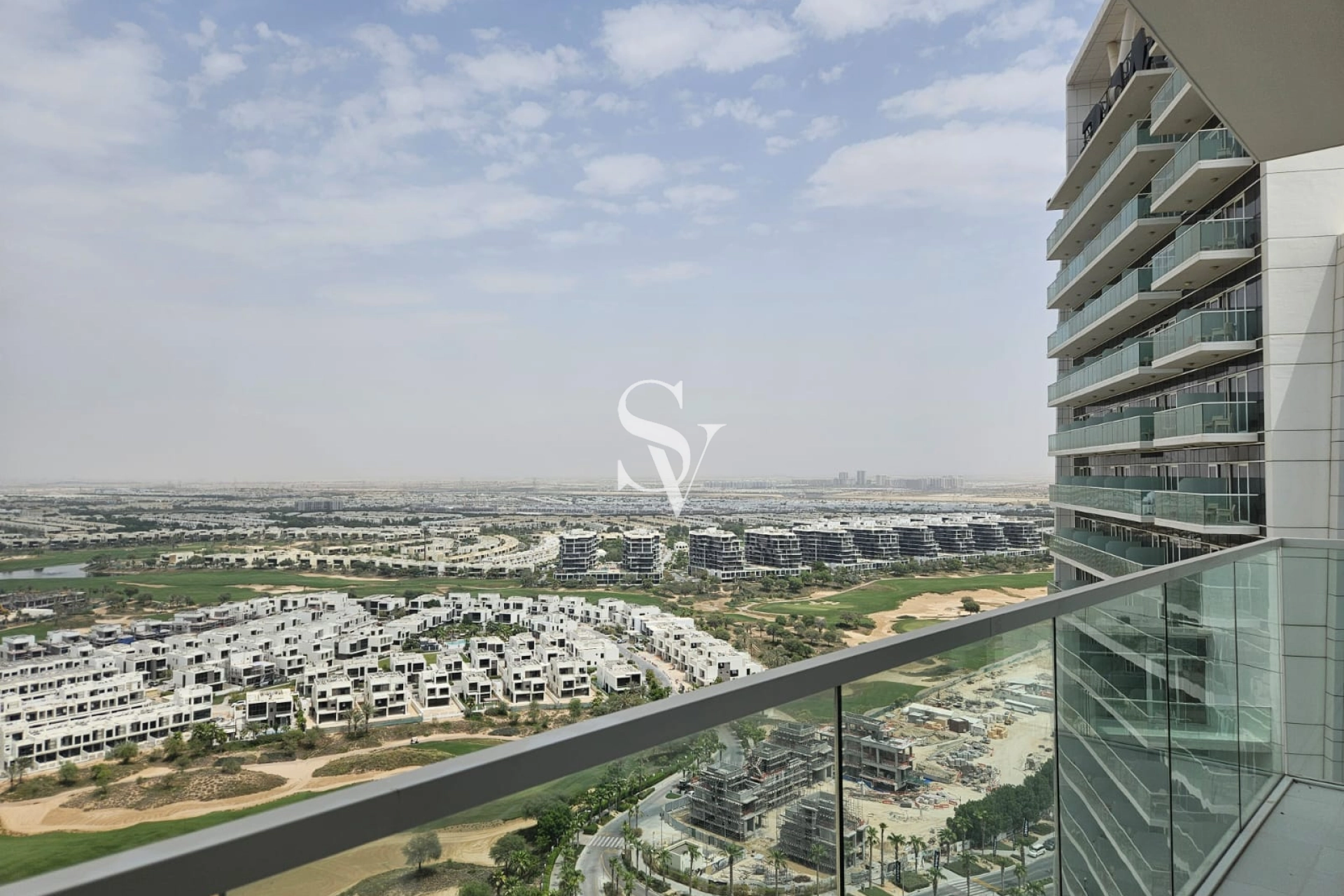 Spacious 2 BR  |  High Floor  |  Artesia Tower B