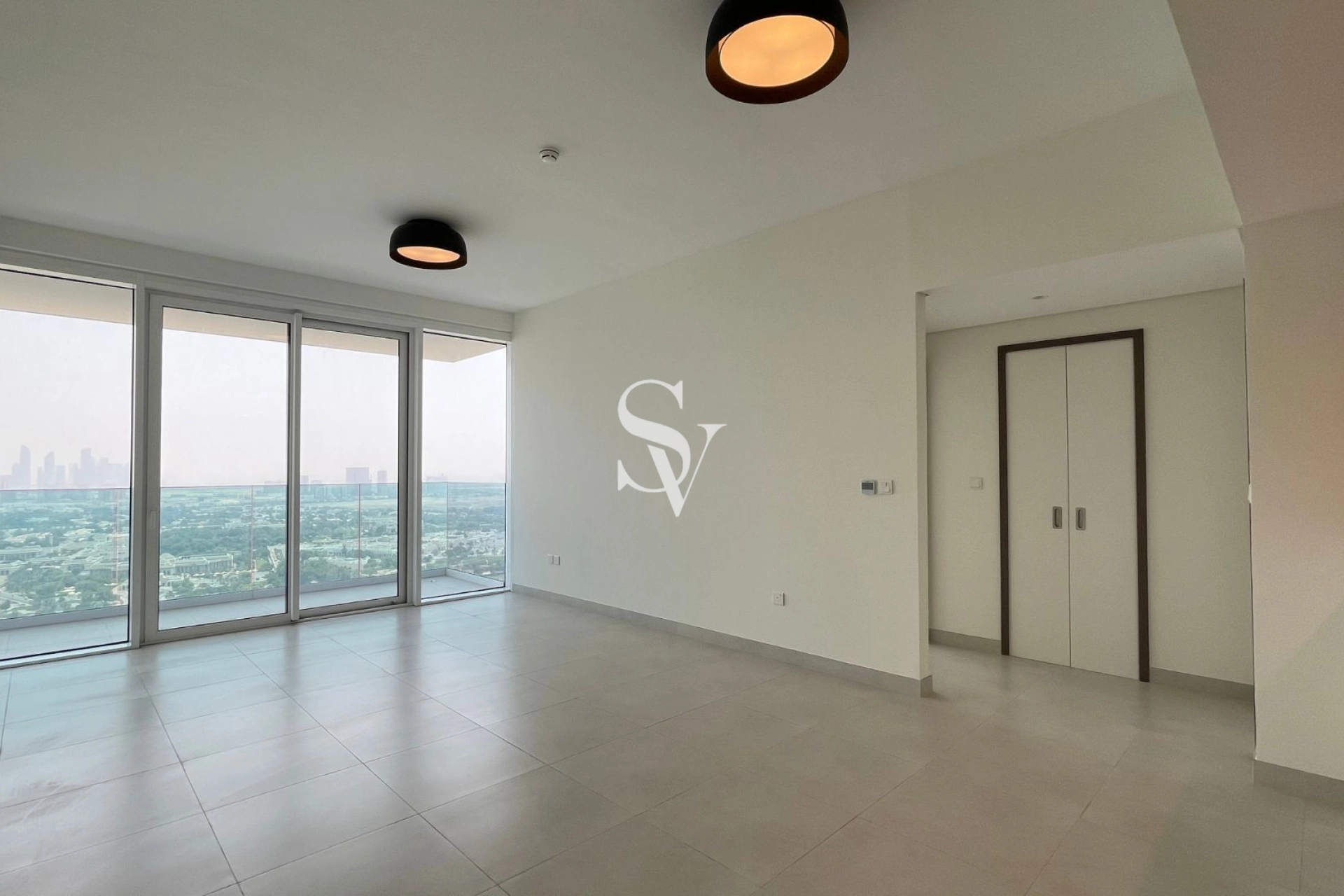 Stunning View  |  1 Bedroom |  Close to Metro