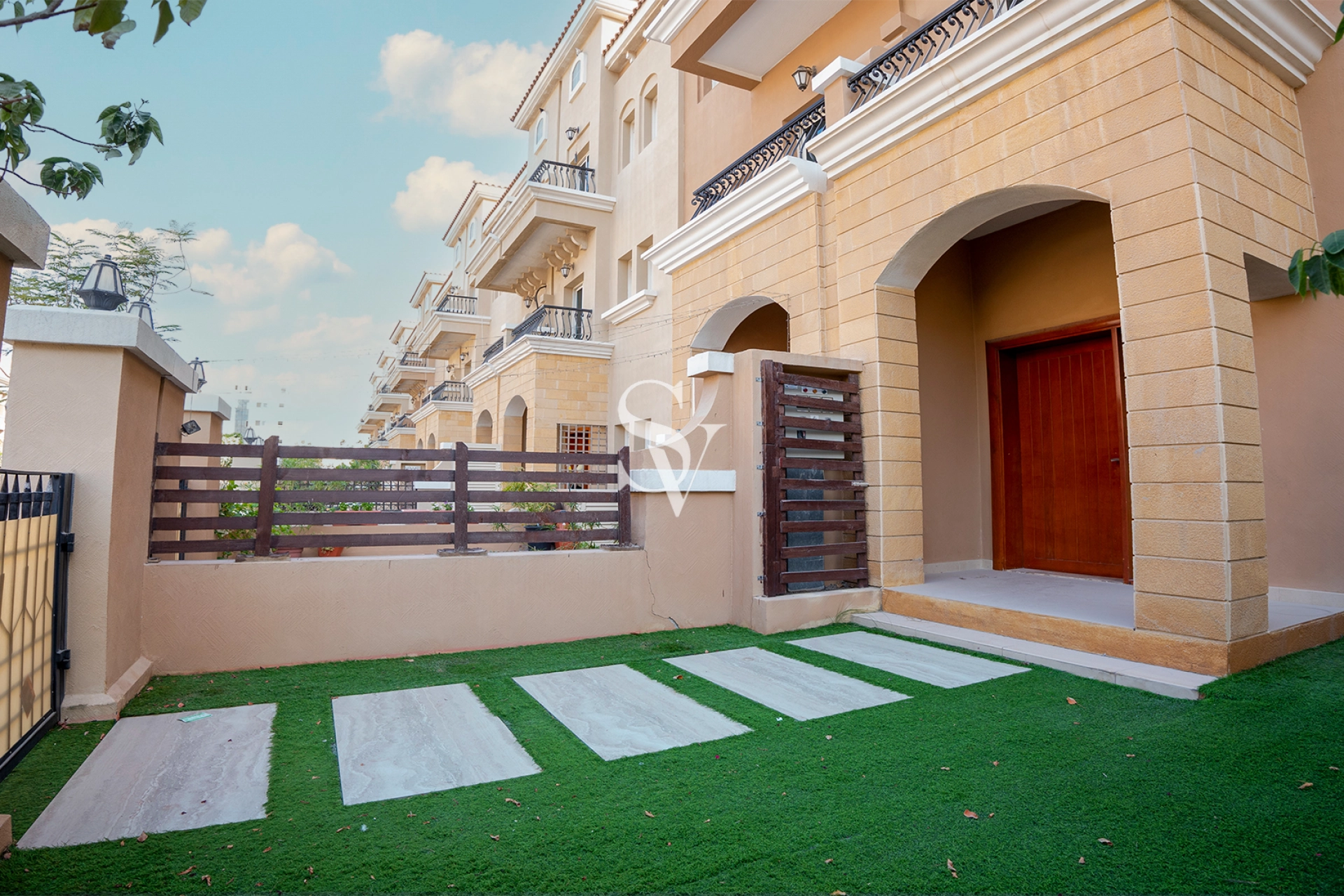 Close to Mall | Vacant Soon | Spacious | B+G+2