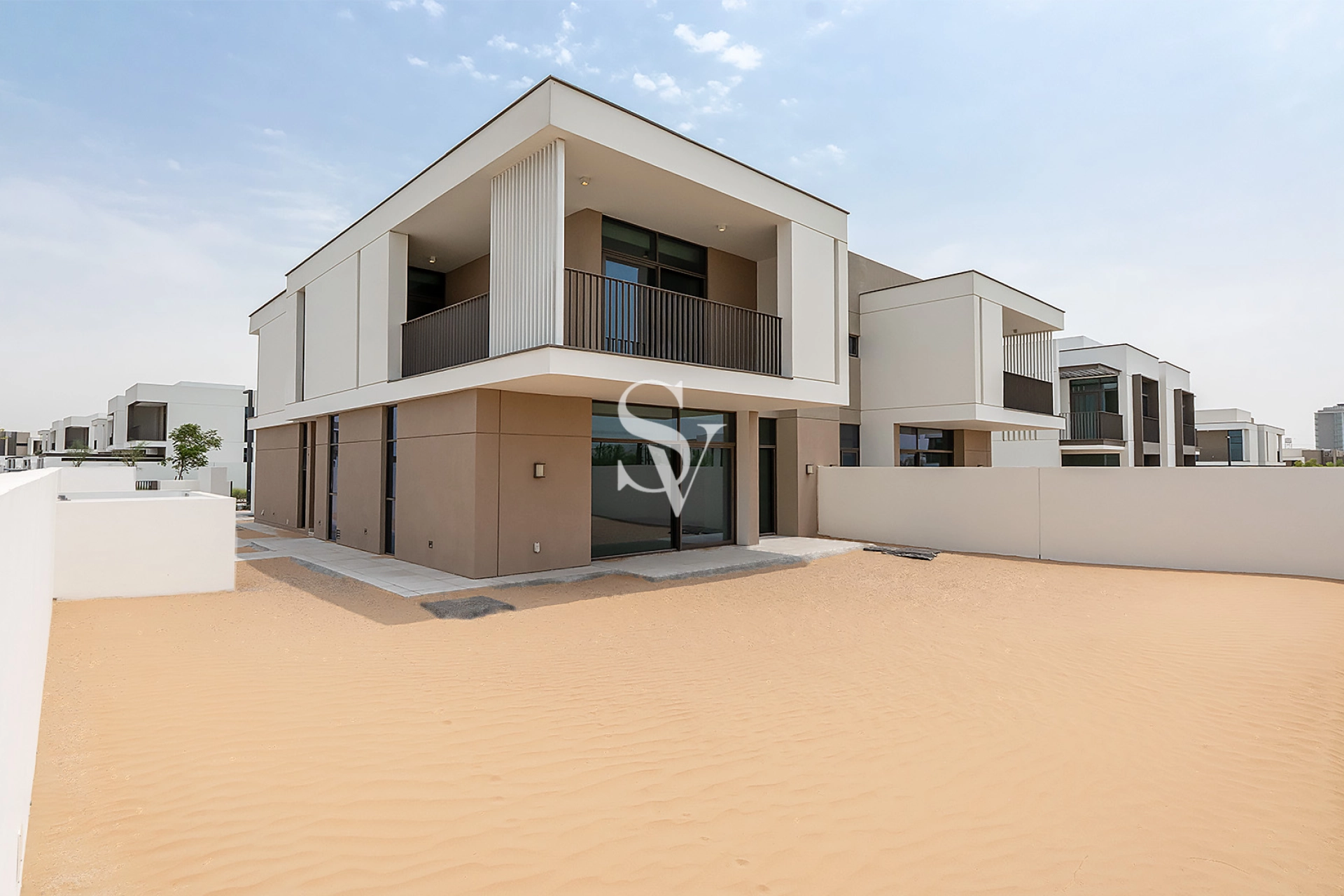 Corner Unit | On the Amenities | Big Plot